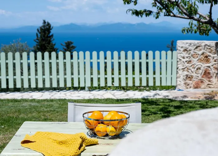 Gkountis Stone 4 Apartment Lefkada City