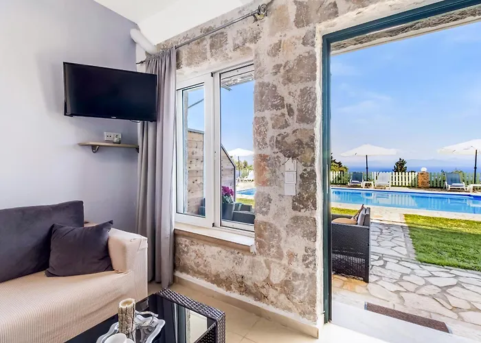 Gkountis Stone 4 Lefkada City